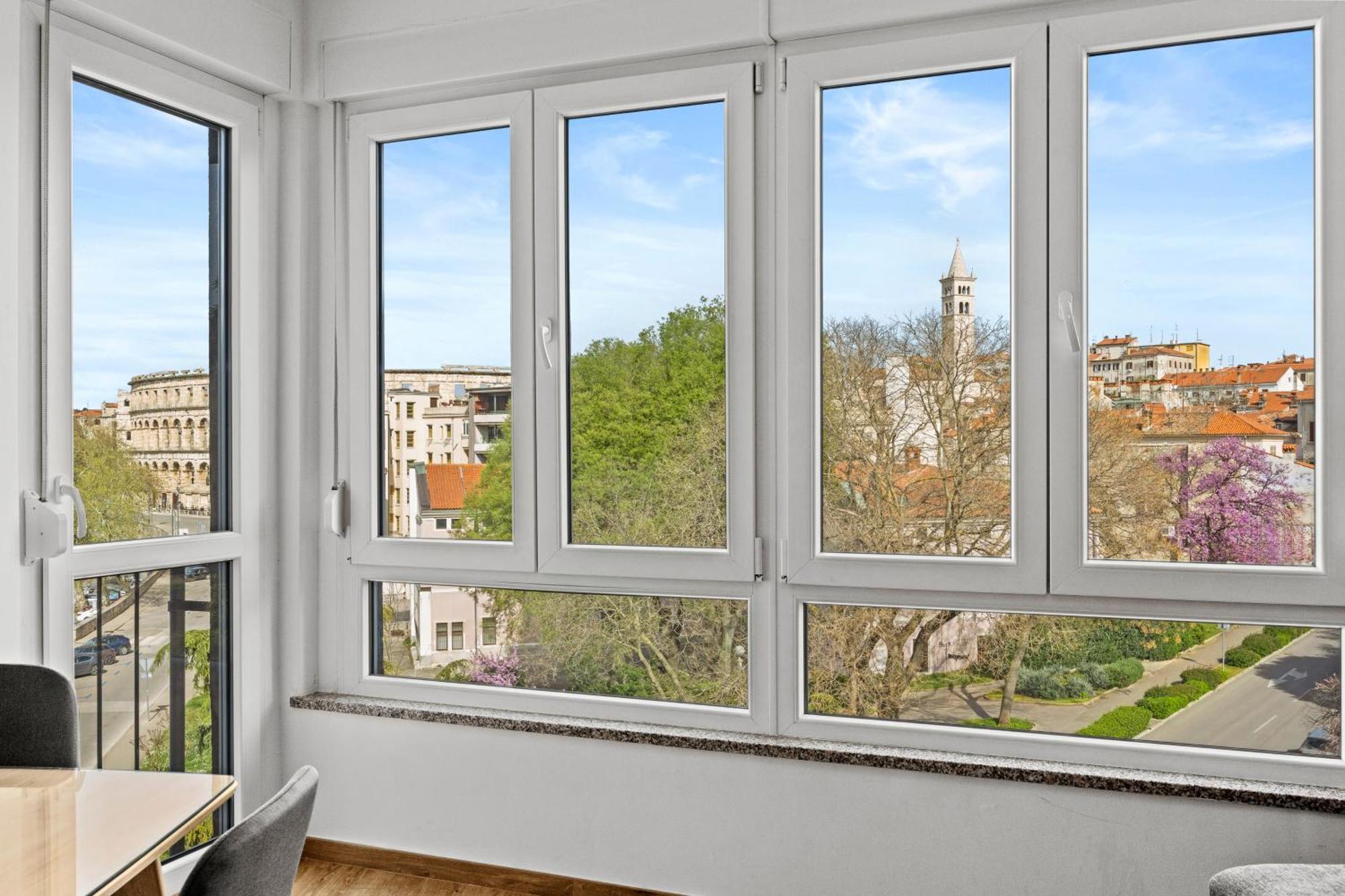Sylvia Center Apartment Pula Exteriér fotografie